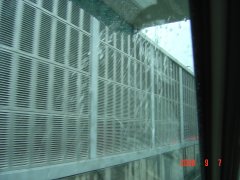 �y���~��